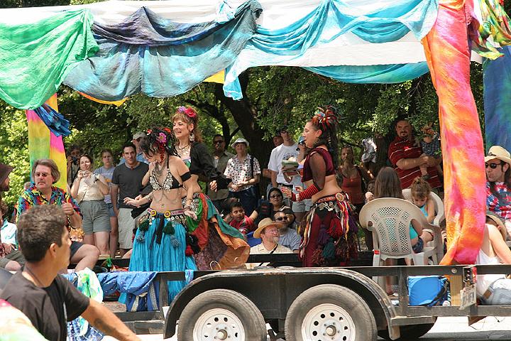 h20070511_ArtCarParade2 082 